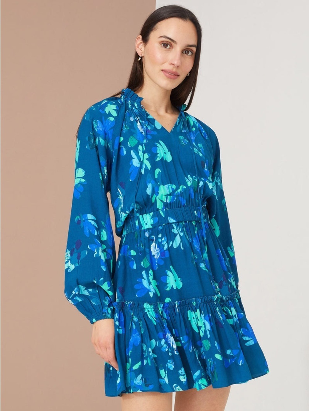 Ālivia Blue Floral Long-Sleeve Tiered Mini Dress NWT Medium